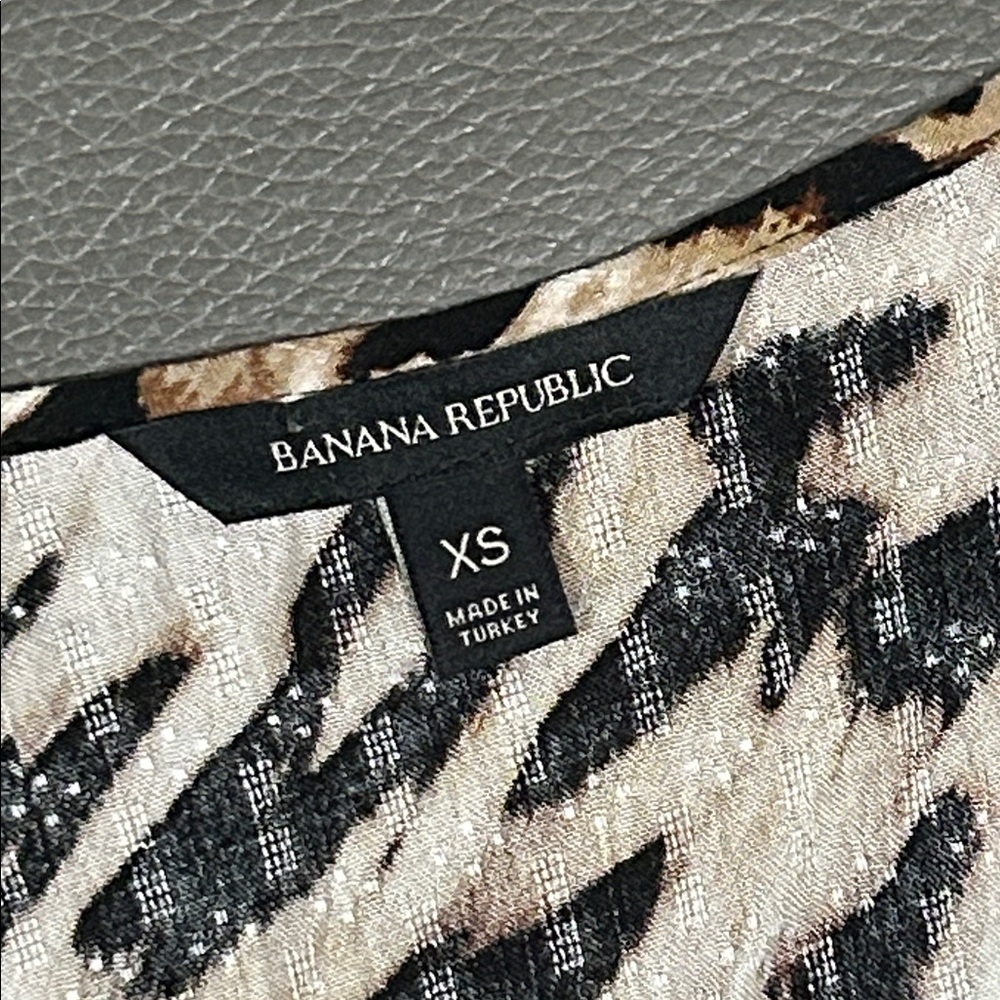 Banana Republic Leopard Print Drop-Waist Dress, size XS - Picture 2 of 4